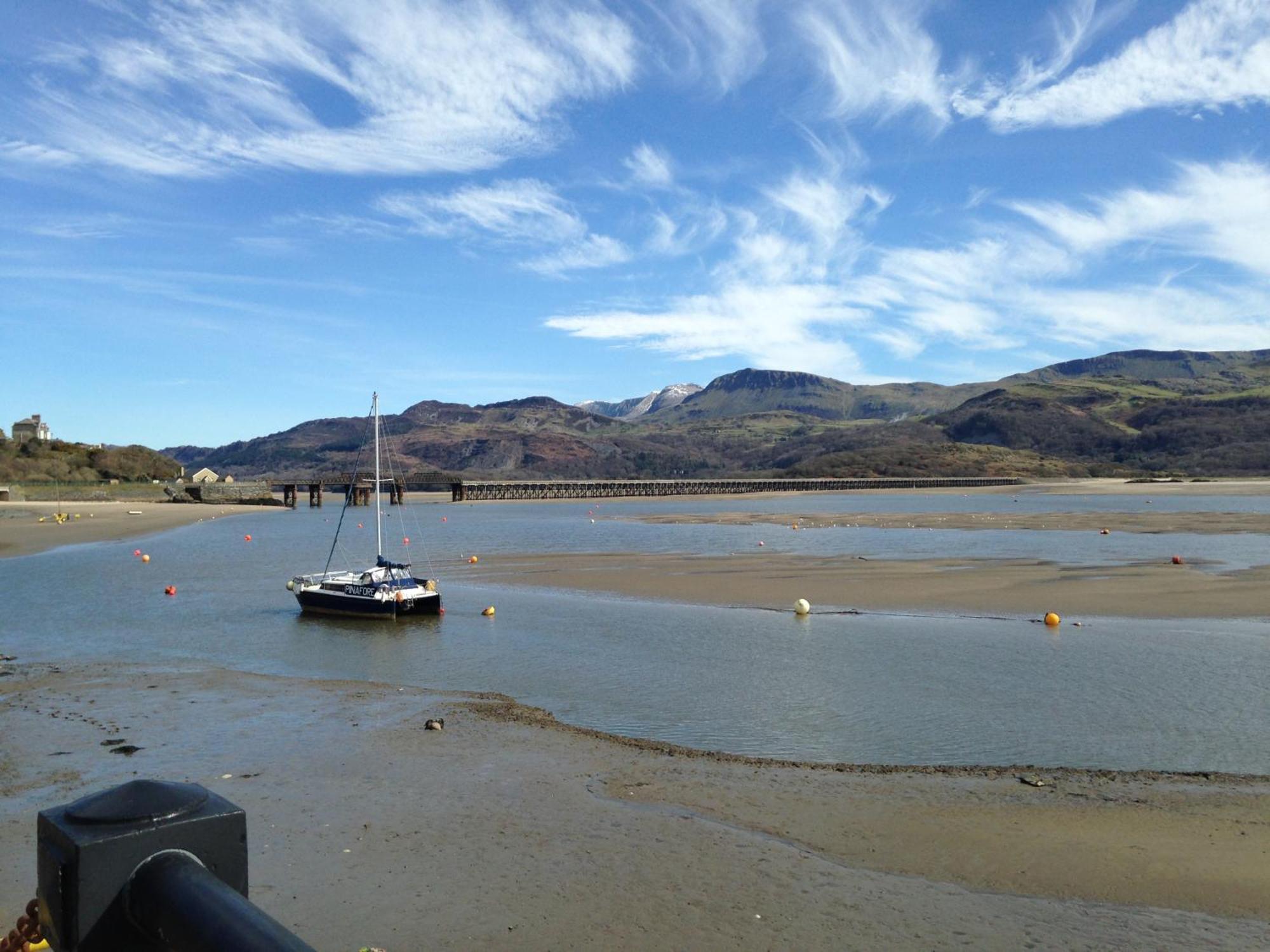 Villa Snowdonia Mawddach Escape Dolgellau Esterno foto